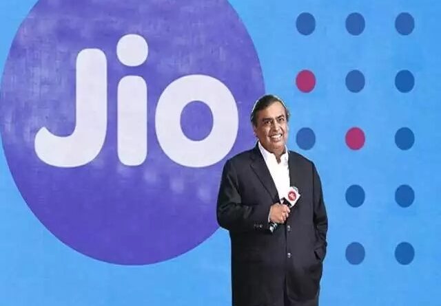 OneWeb and Jio Satellite have been granted permits to provide internet services